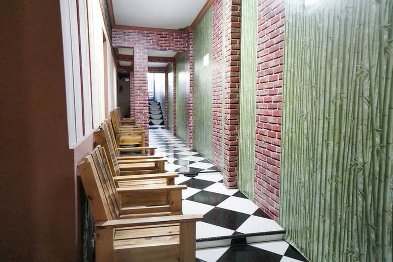 Hotel Reddoorz Near Alun Alun Batu