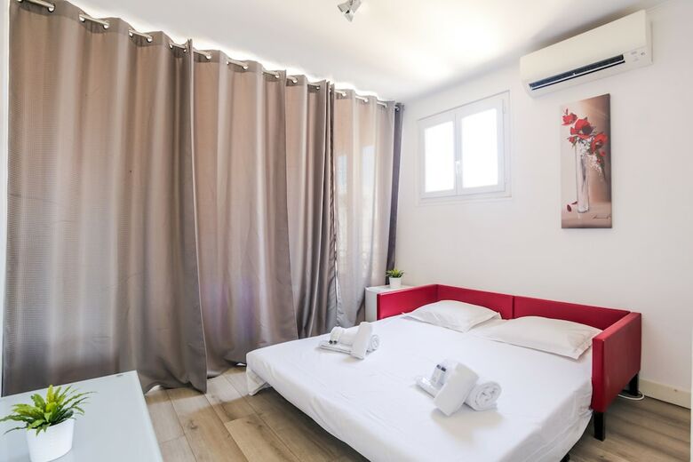 Apartamento One Bdrm Large Flat Central A/c-congress/beaches By Weekome