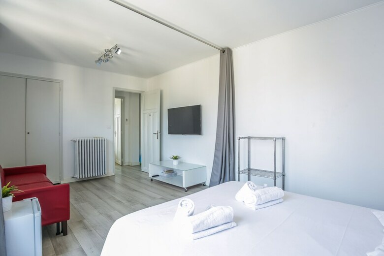 Apartamento One Bdrm Large Flat Central A/c-congress/beaches By Weekome