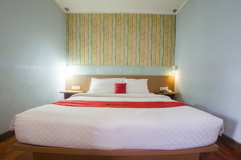 Hotel Reddoorz Plus @ Celaket