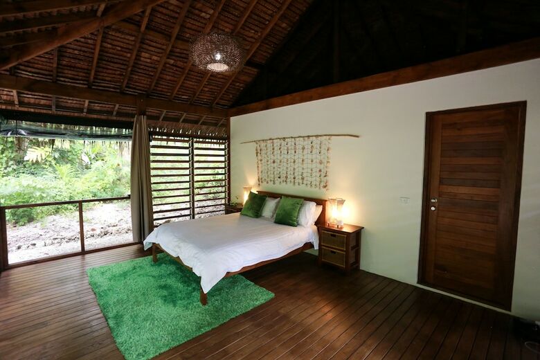 Bed & Breakfast Divi's Boutique Retreat