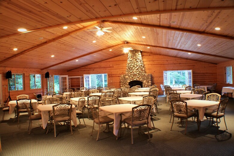 Bed & Breakfast River Road Venue & Lodging