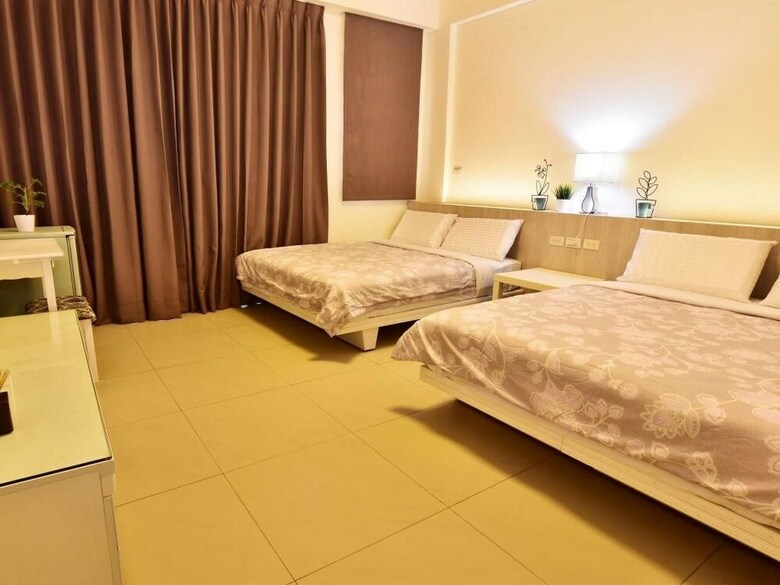 Hotel Happy Stays Inn