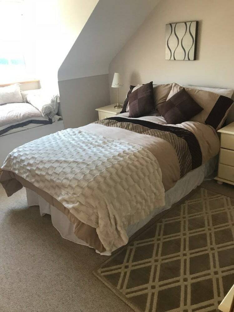 Kate Rest 2
