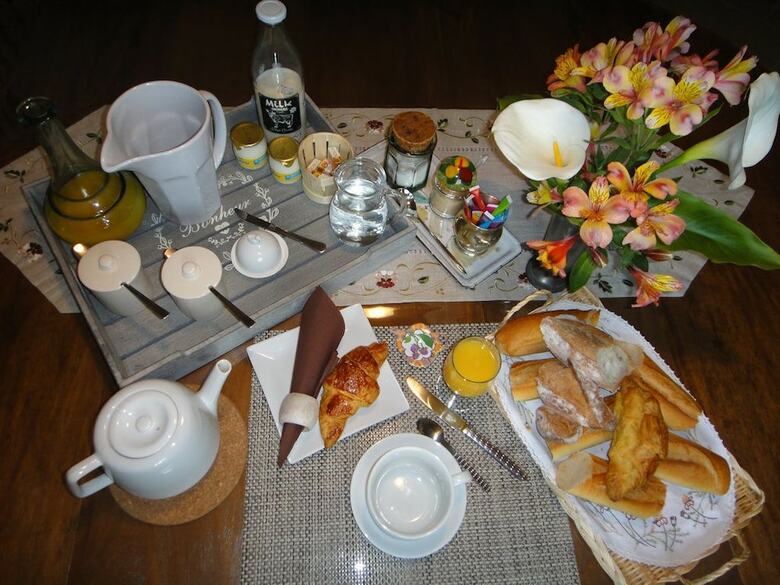 Hotel Chambres D'h�tes - La Bourgetterie