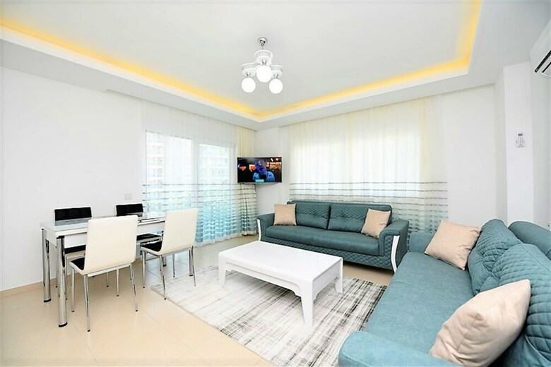 Apartamentos Crown City