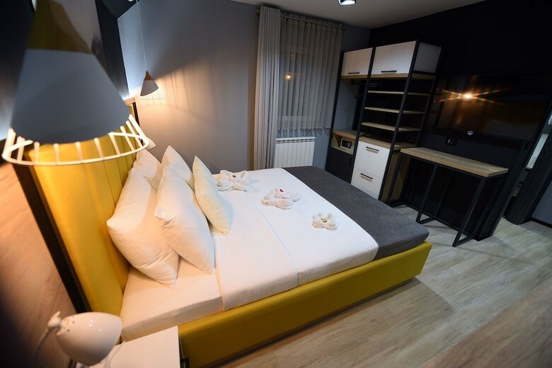 Dream House Hotel