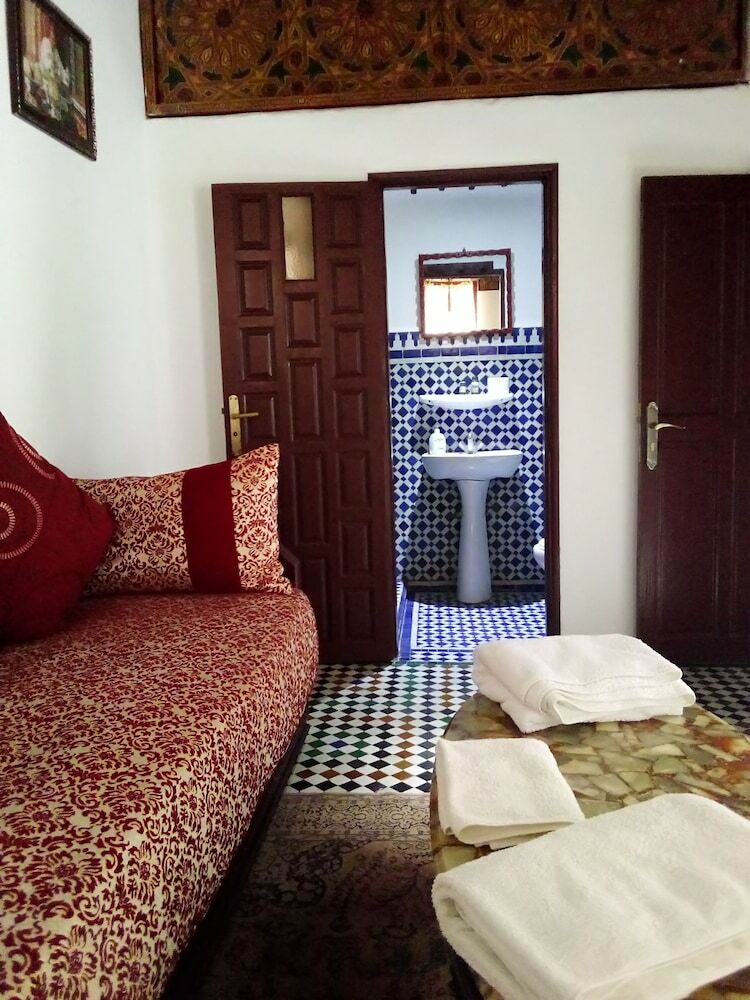 Hostal Riad Chao Mama Guesthouse - Hostel