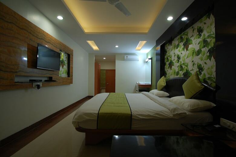 Hotel Ambassador