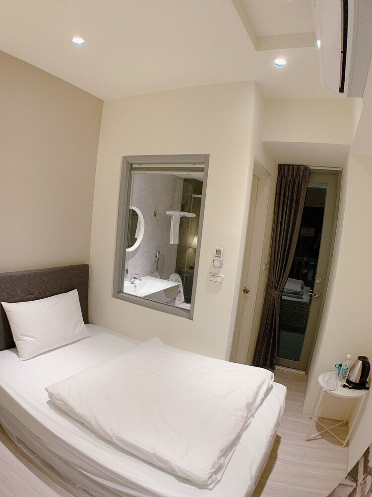 Hotel Shine Residence