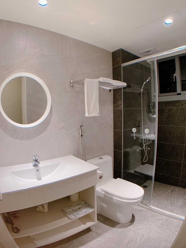 Hotel Shine Residence