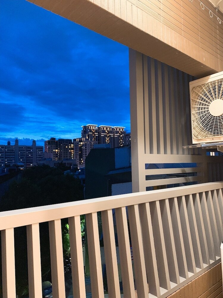Hotel Shine Residence