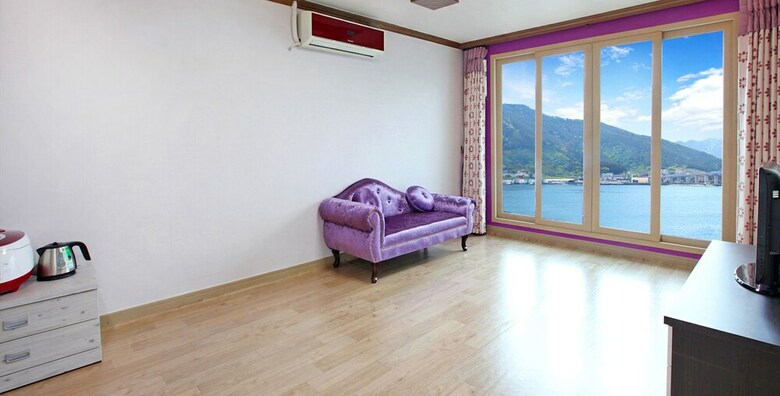 Tongyeong Tower Pension