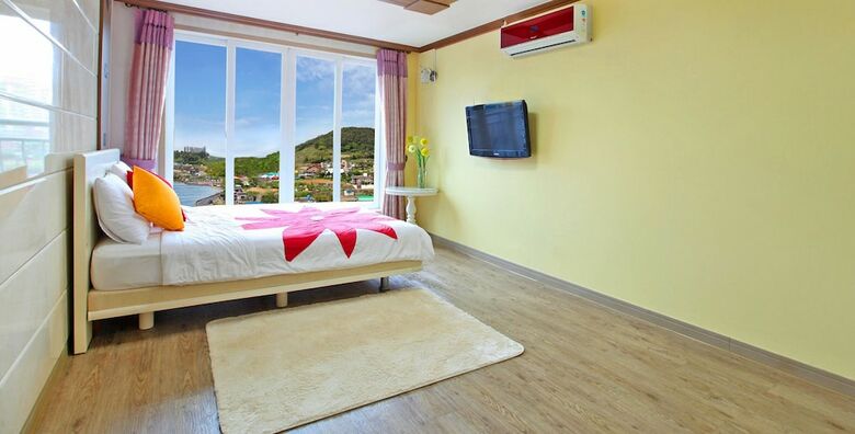 Tongyeong Tower Pension