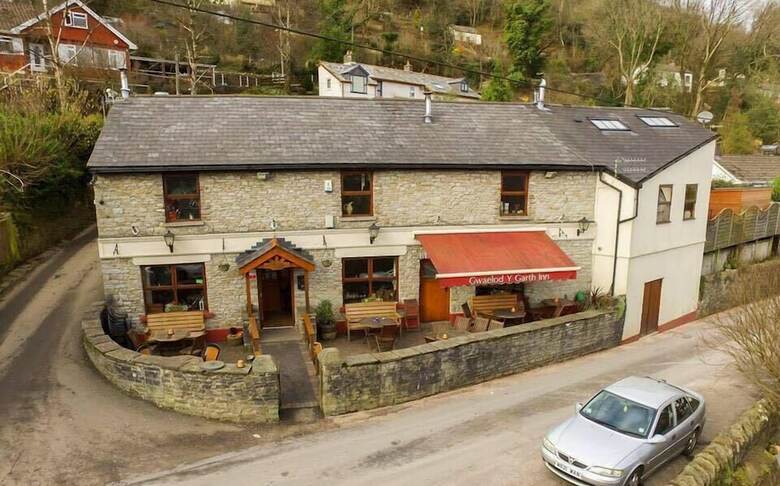 Bed & Breakfast Gwaelod Y Garth Inn
