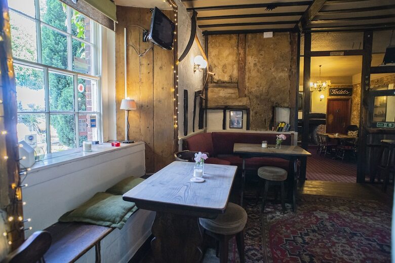 Hotel The Bull Inn