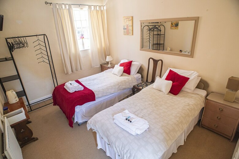 Hotel The Bull Inn