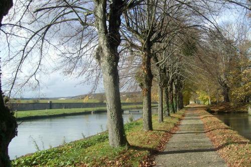 Bed & Breakfast Ch�teau De Serrigny