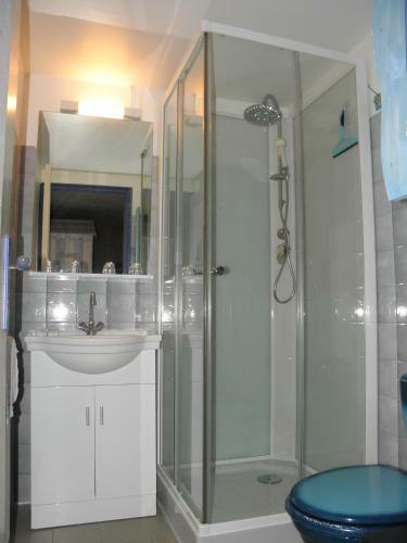 Albergue G�te Auberge Les Terres Blanches