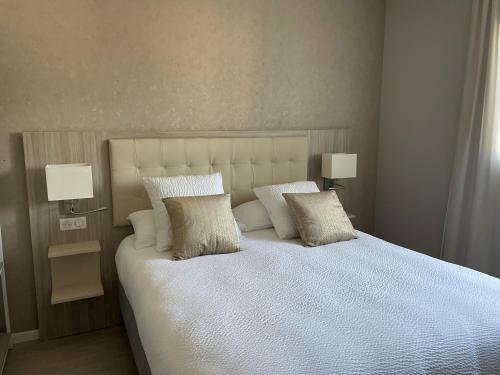 Hotel Logis H�tel L'amandier