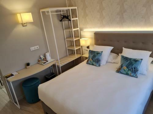 Hotel Logis H�tel L'amandier
