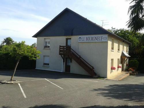 Hotel Restaurant Le Bourgneuf