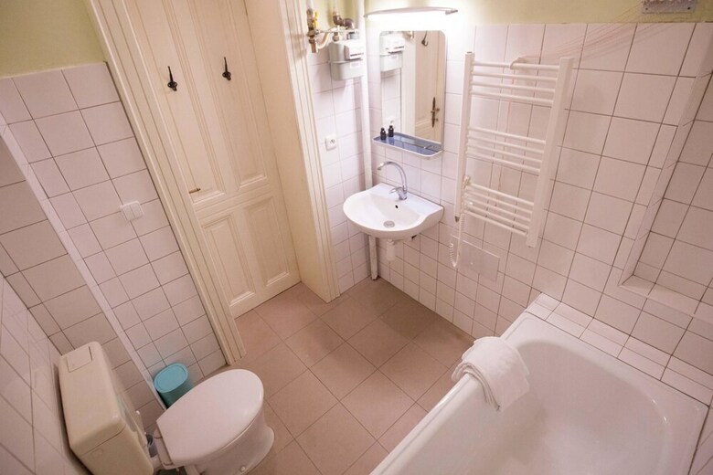 Vintage Two Bedroom Apartment In Ujezd