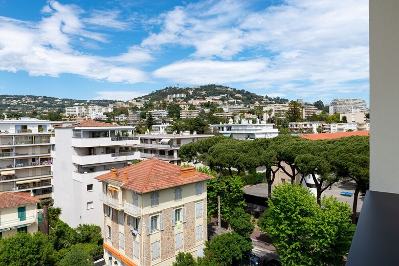 Apartamento Spacious Studio Next To The Beach With AC