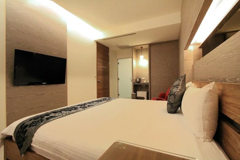 Hotel 572 Happy House