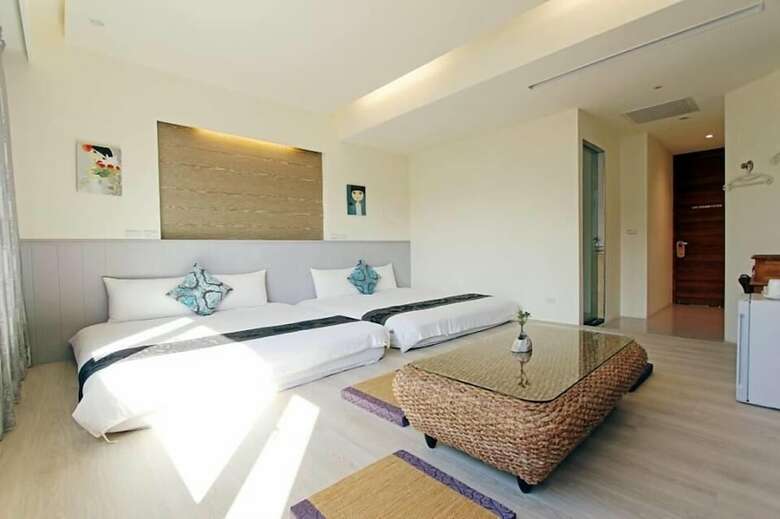 Hotel 572 Happy House