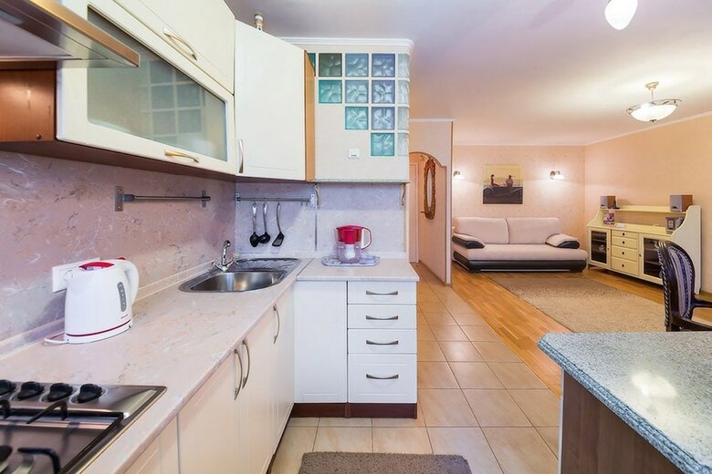 Day&night Apartments - Oktyabrskaya