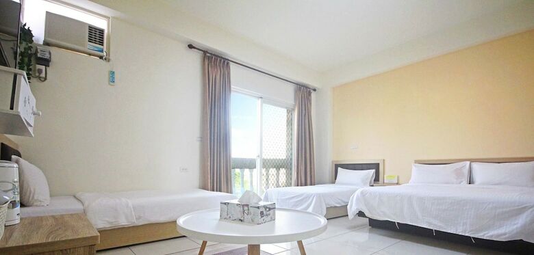 Hotel Golden Year B&B