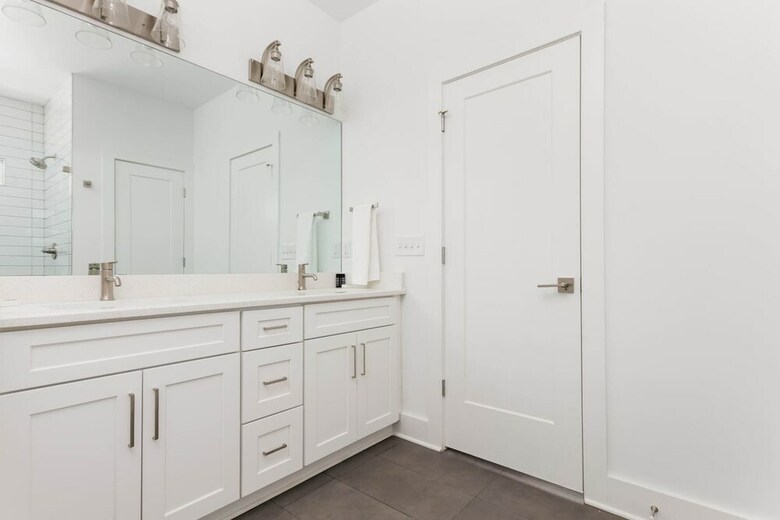 Two Spacious Homes Minutes To Germantown