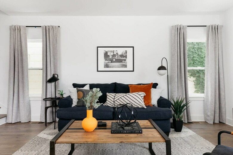 Two Spacious Homes Minutes To Germantown