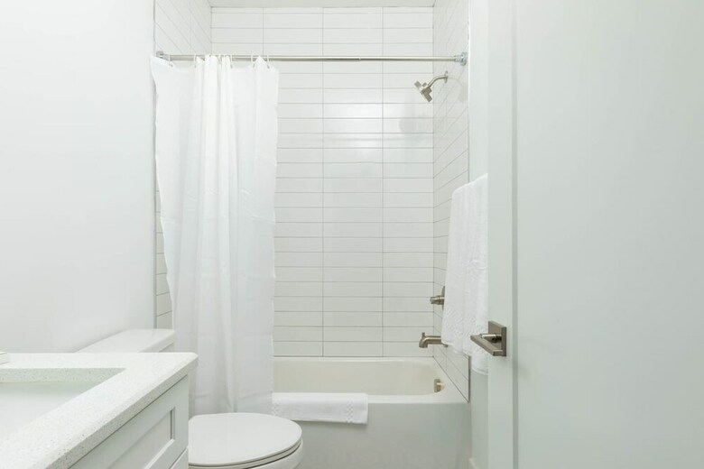 Two Spacious Homes Minutes To Germantown