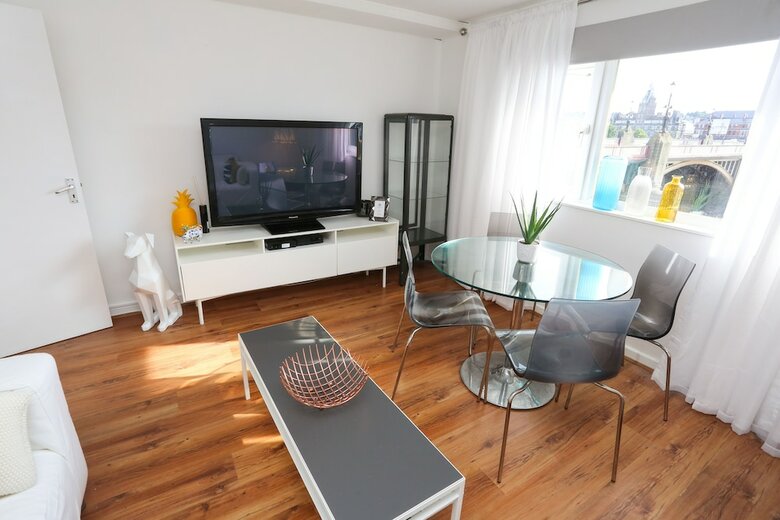 Hotel Riverside Luxury Apartment