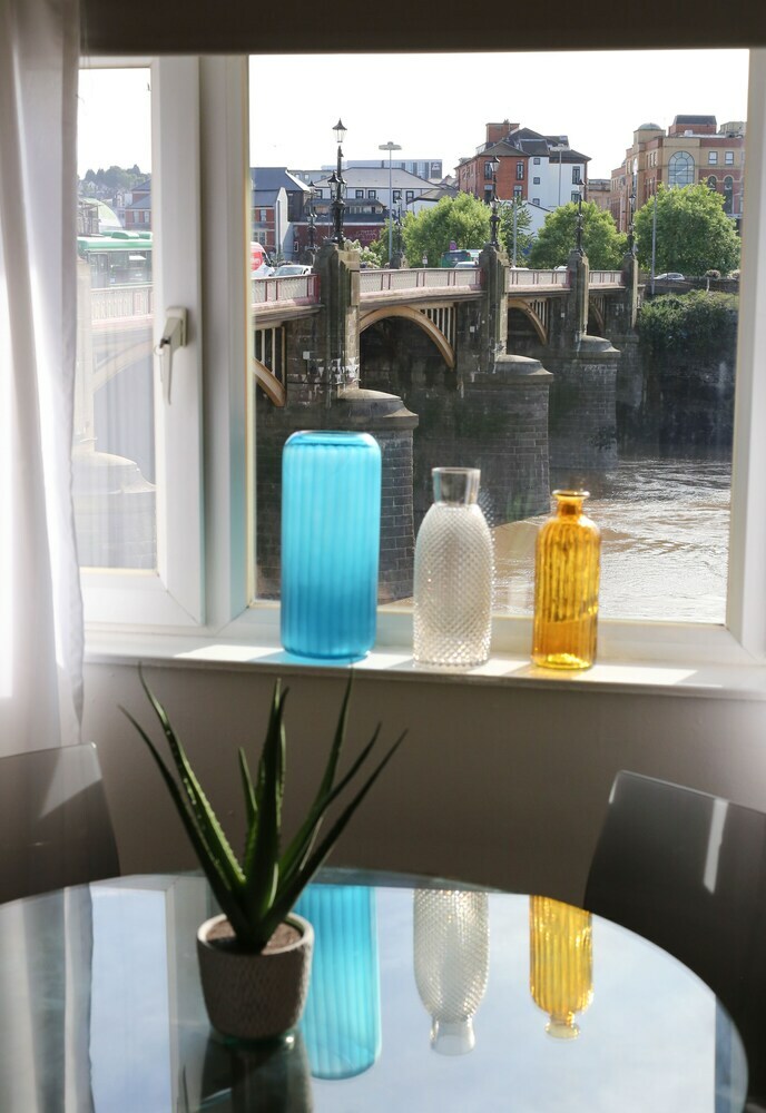 Hotel Riverside Luxury Apartment