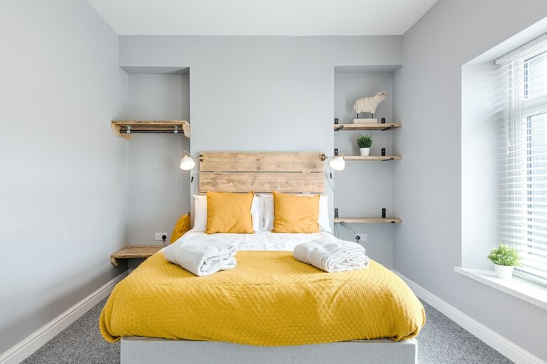 Wow, What A Space, Check This Out