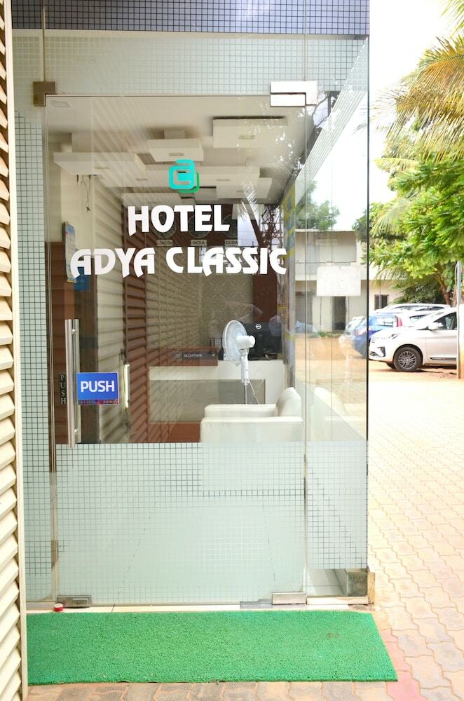 Hotel Adya Classic
