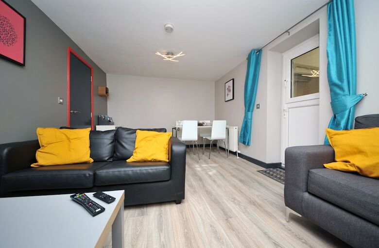 Apartamentos Stones Throw City Center