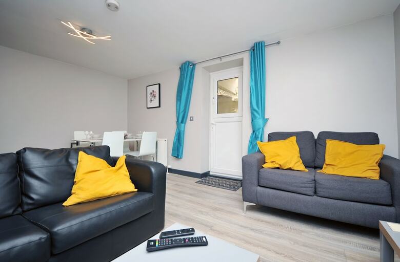 Apartamentos Stones Throw City Center