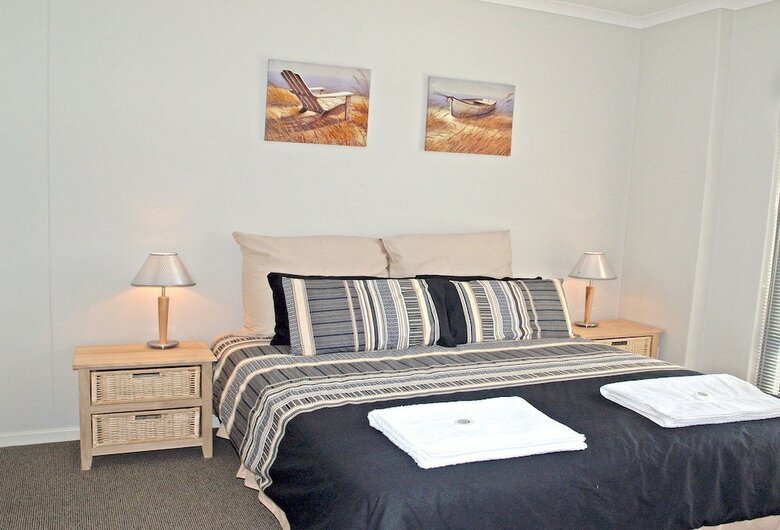 Apartamentos The Waves Muizenberg Beachfront