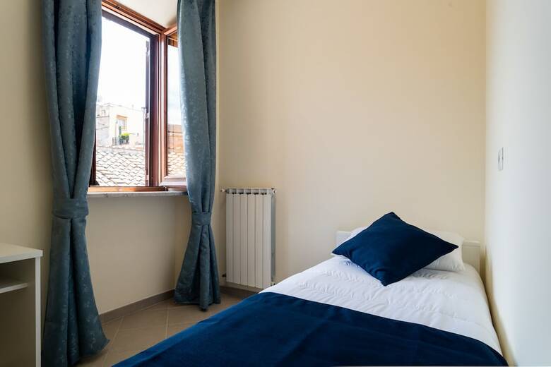 Hotel Minerva Monks Inn