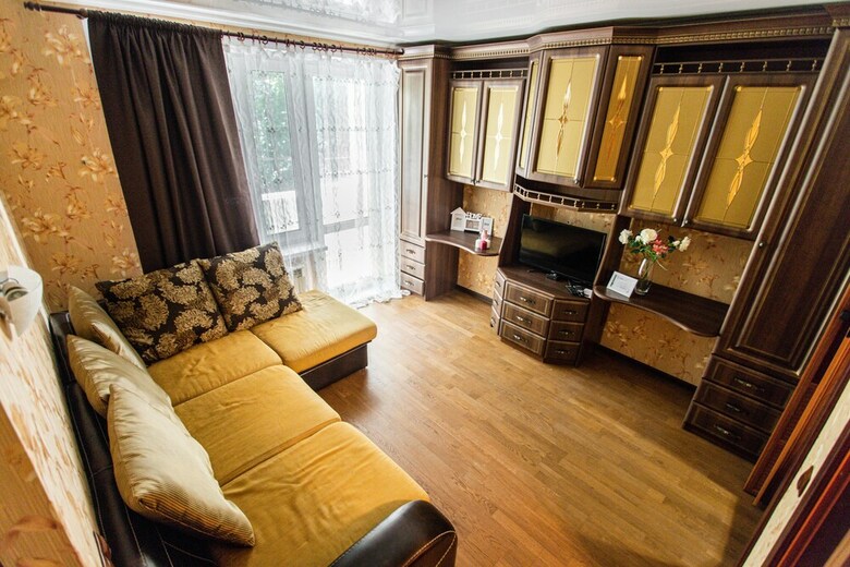 Apartment On Yunykh Lenintsev