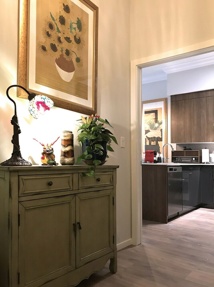 Eclectic Boho-chic Flat & Patio By Elevate Rooms