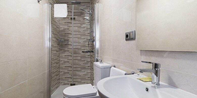 Pension Hostal Residencia Victoria