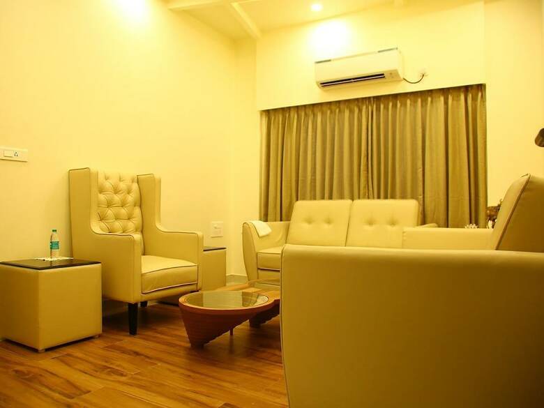 Hotel Gavishree Residency