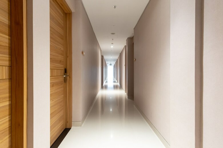 Travel Hub Hotel Kualanamu Airport