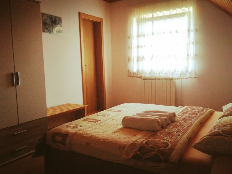 Hotel Guest House First Stop