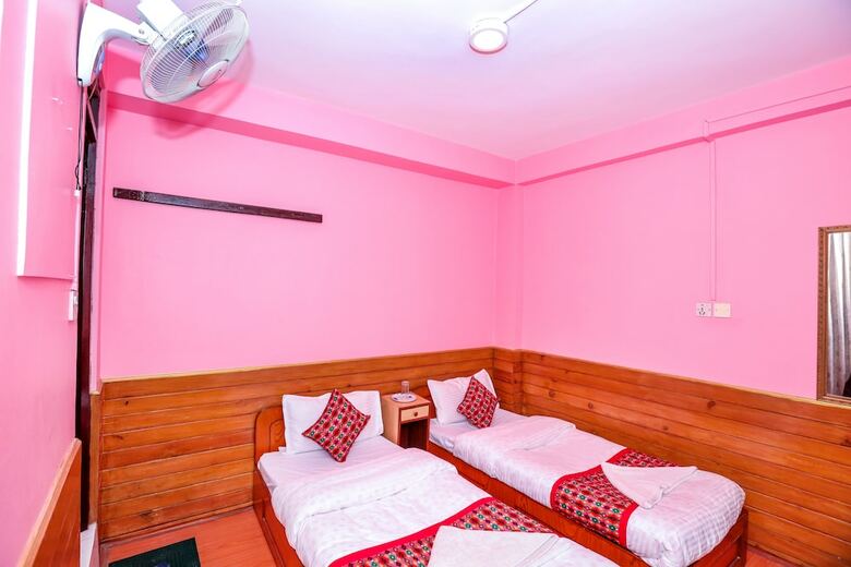 Hostal 4 Seasons Hostel